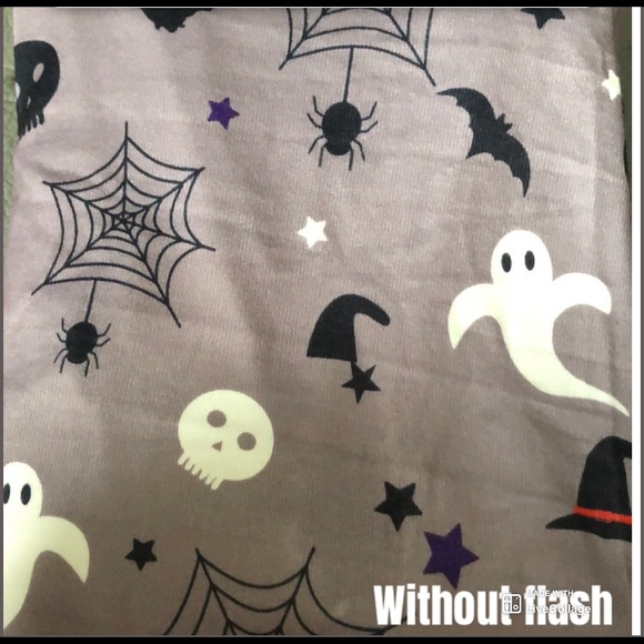 ๐ปHP๐ฆ1 LEFTโขLarge Halloween Gray/Purple Cardigan - Picture 3 of 8